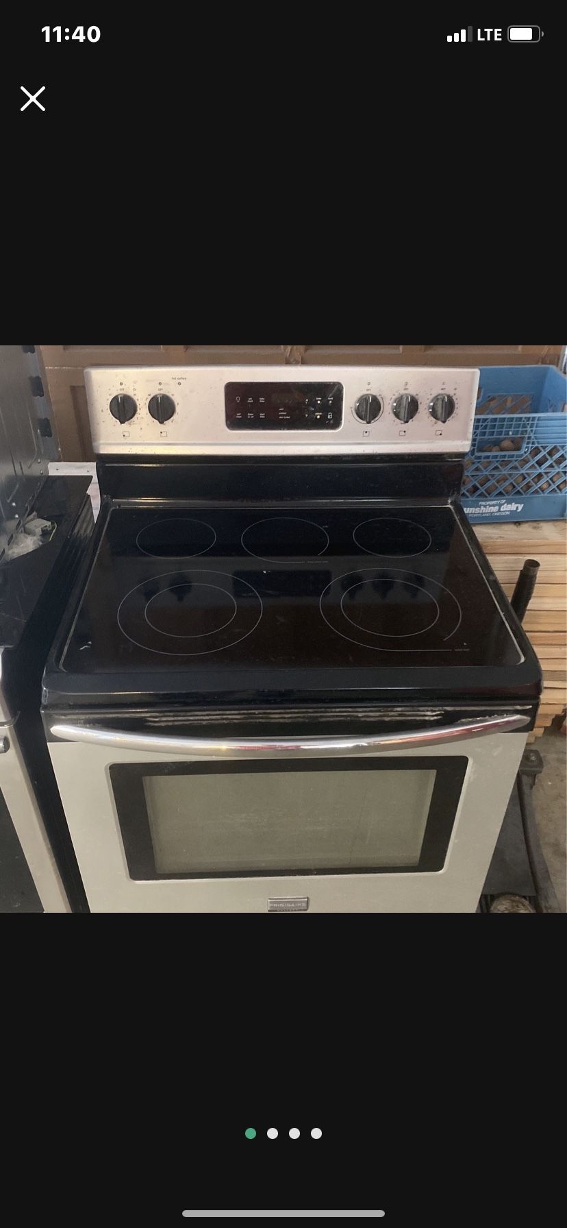 Frigidaire Stove