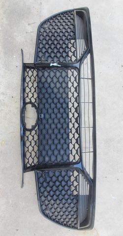 Toyota Avalon Front Grill Black