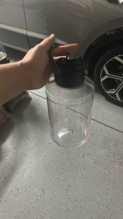 Water bottle