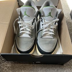 Jordan 8 Retro