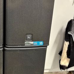 2 Electro Voice Elx115