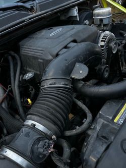 Complete 5.3L v8 vortec engine