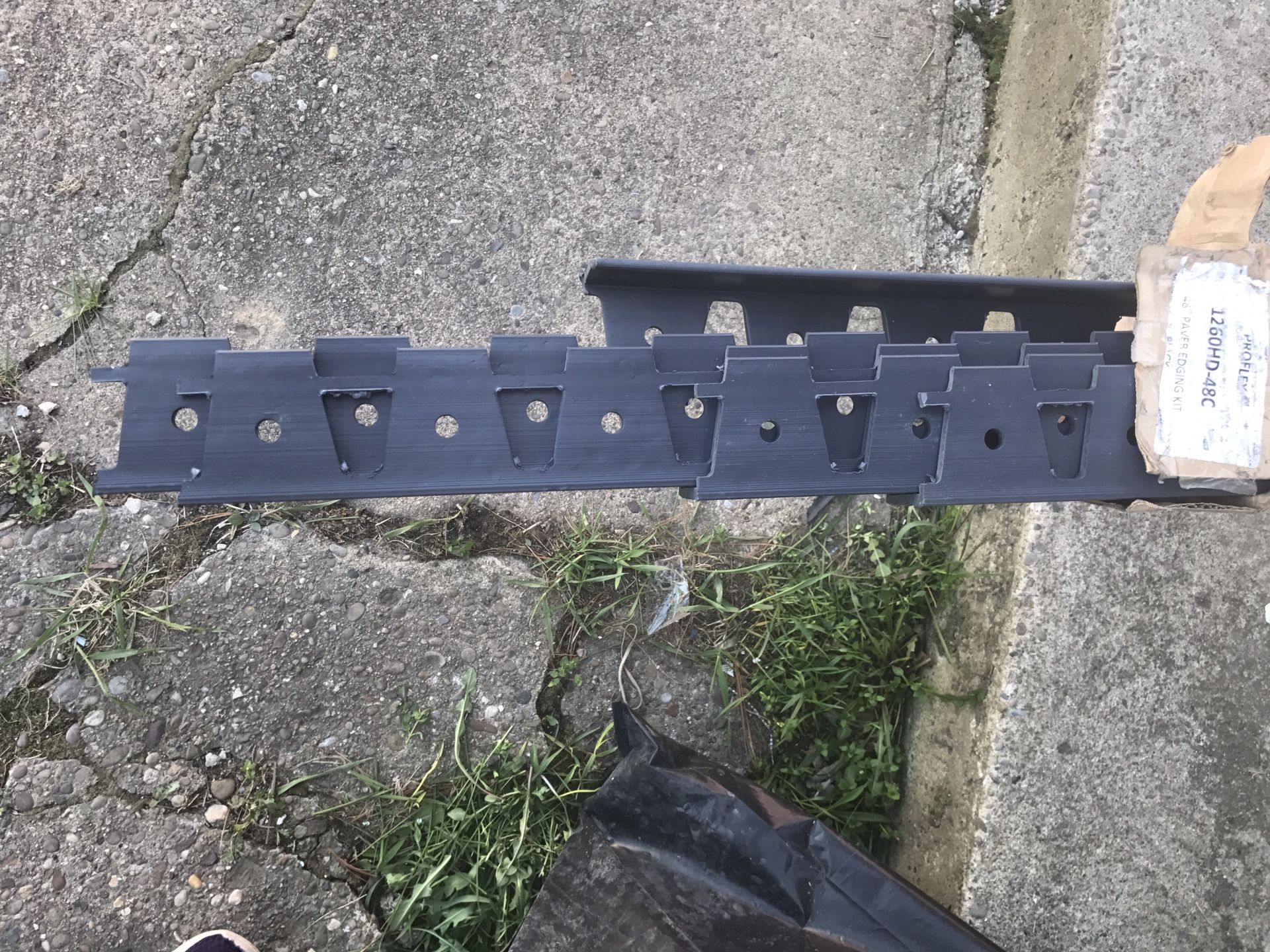 Pro flex 24 ft. Paver Edging Project Kit in Black