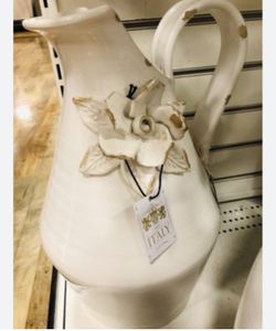 Elegant Italian Pitcher In Perfect State 