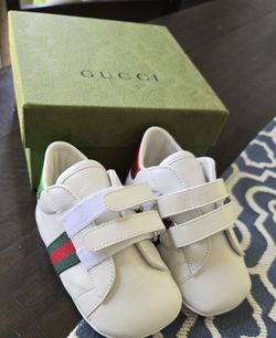 Brand NEW Baby GUCCI Shoes
