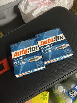 Auto lite Spark Plugs