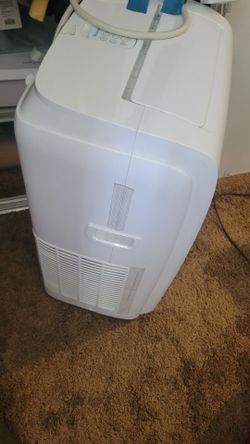 Portable air conditioner