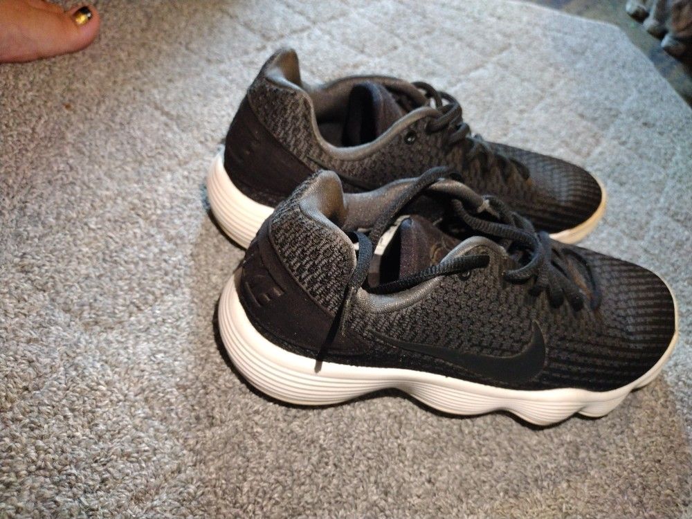 Nike Shoes Women Size 8 Basketball Shoes for Sale in Fairlawn, VA OfferUp
