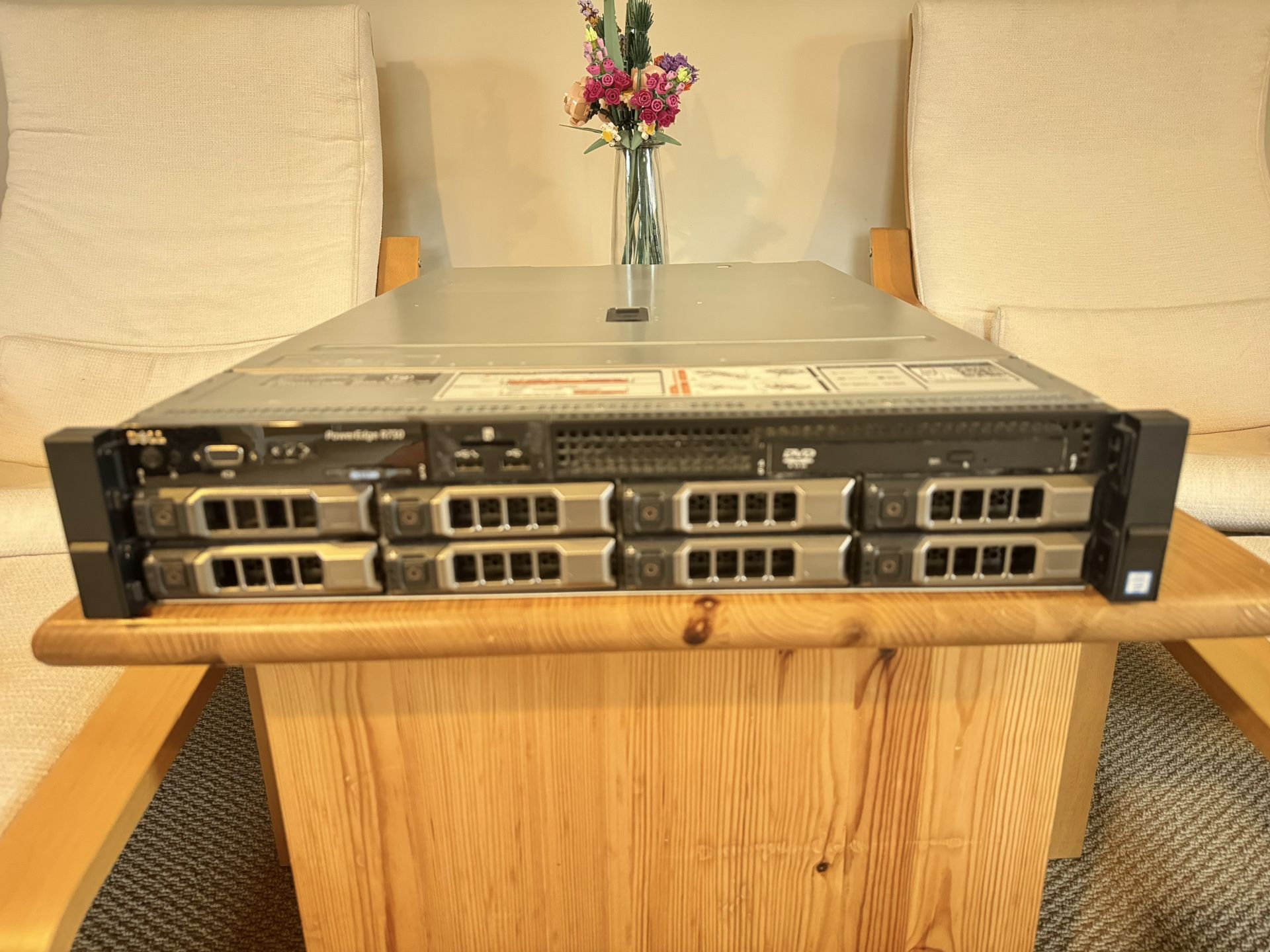 Dell PowerEdge R730 8 Bay, 2U Server, Intel Xeon E5-2620 V4 2.1GHz