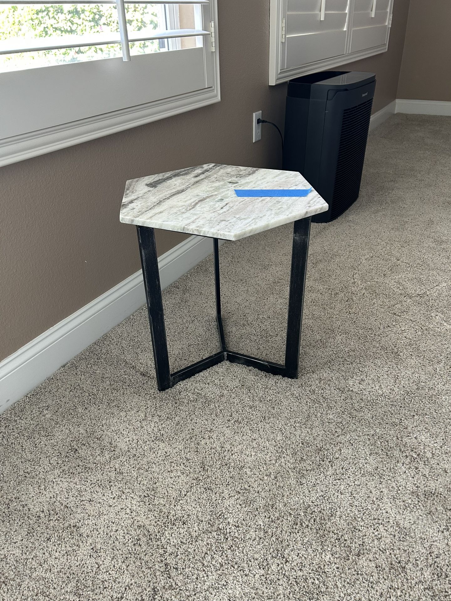 Marble End Table (small)