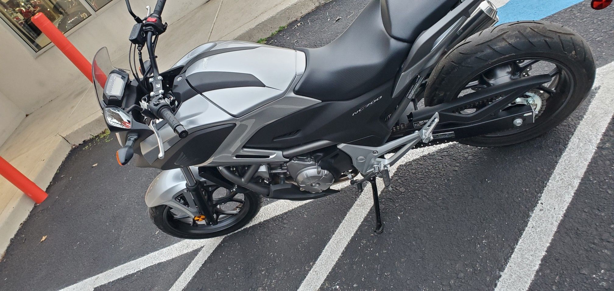 2012 Nc700x brand new 71 miles with factory installed power plug in frunk