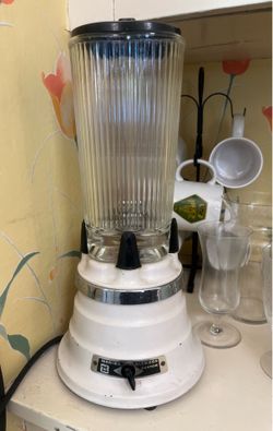 Vintage Antique Beehive Waring Blender Deluxe Blender
