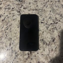 iPhone 14 UNLOCKED (back cracked)