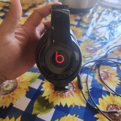 Beats Studio 2.0 Wired
