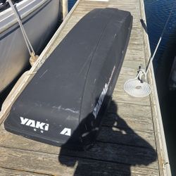 Yakima Rooftop Carrier