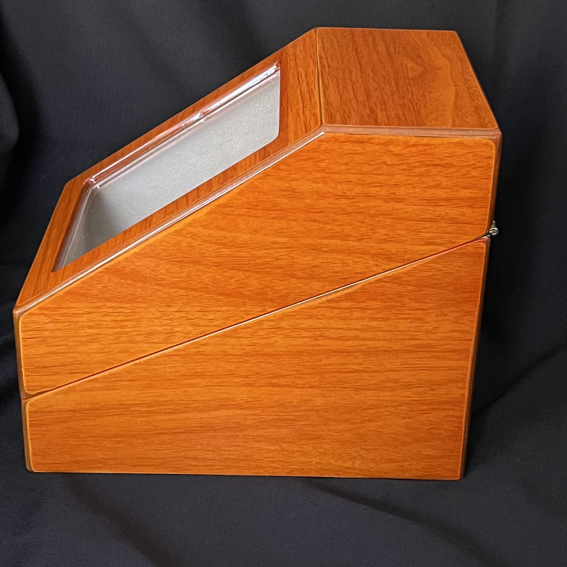 Kendal 5 Slot Double Watch Winder Box (No Key) Working!!! for Sale in