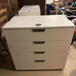Contemporary Dresser Or Drawer Bank