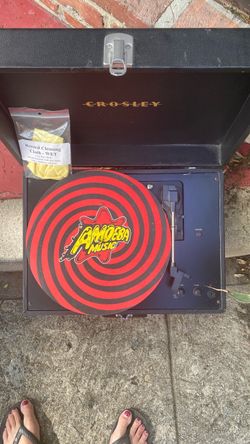 Crowley record player, portable