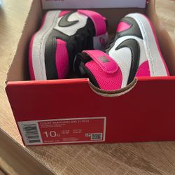 Kids Nike Shoes 10c 
