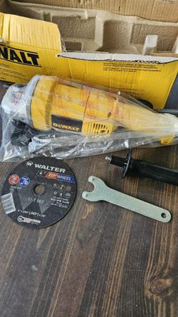 (NEW) 5in. DeWalt Grinder