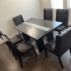 Dining table wooden with 6 chairs