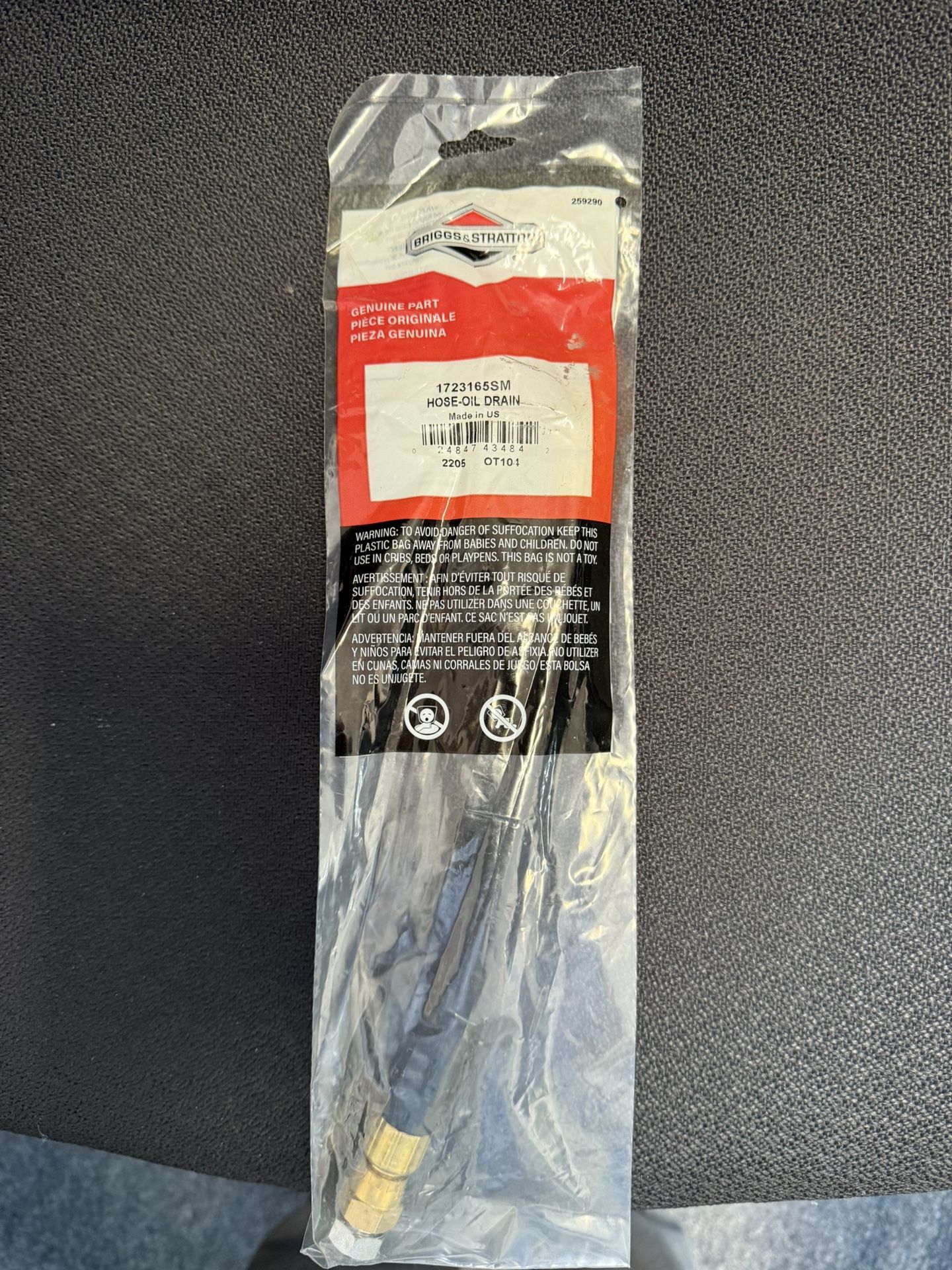 Genuine OEM Part / Briggs & Stratton 1723165SM Oil Drain Hose