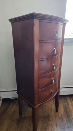 Wood Chest