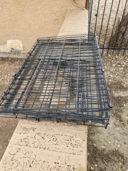 Med sized dog kennel 19w x21h x30d