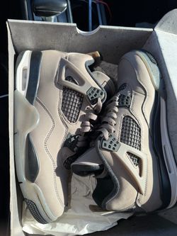 Jordan 4 cavestones