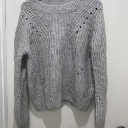  Gray Knitted Sweater 