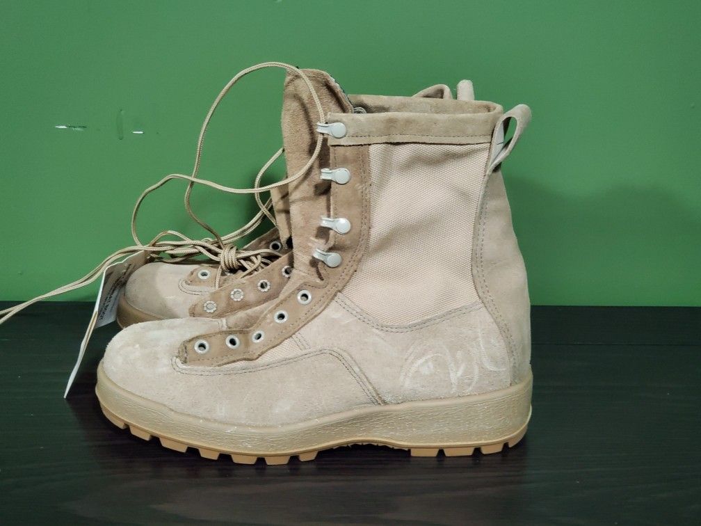 Cold Weather Boots Size 8.5