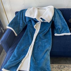 Large Blue Comfy Robe 