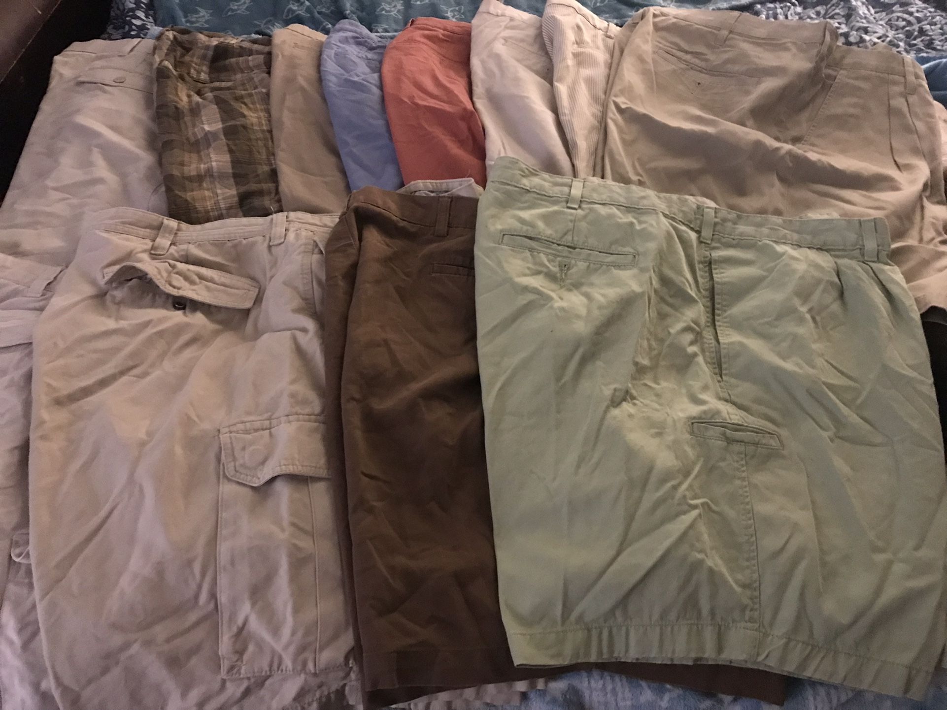 Lot of Mens B&T shorts 