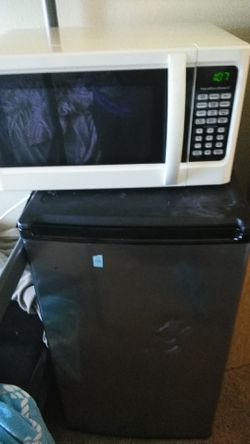 Microwave and fridge bundle