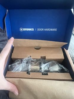 Brand new satin nickel Brinks Series Keyed Entry Model E 2415- 119 Door Knob