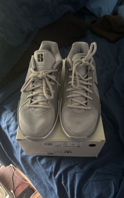 Sabrina basketball Shoes