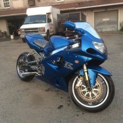 02 GSXR 1000 Custom Race Bike, Chrome Frame, Wheels, Extended Swingarm