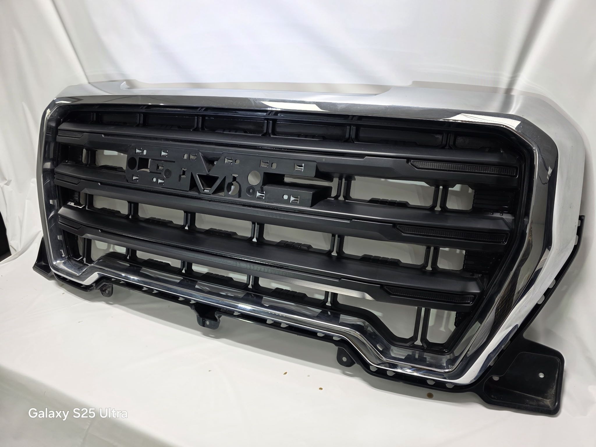 GMC Sierra 2019 2021 1500 Grille Black N Chrome