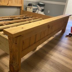 King Farmhouse Handmade Bed 