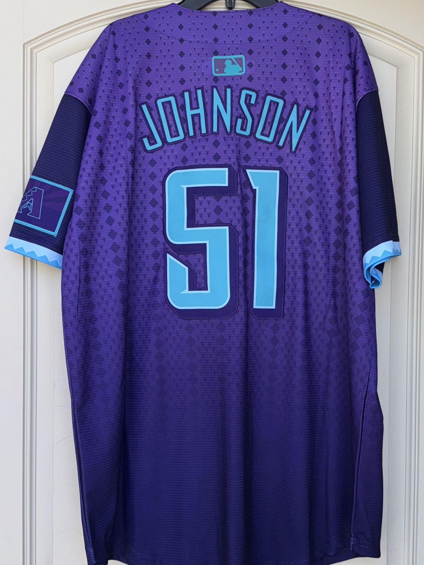 XL + 2X - DBACKS #51 RANDY JOHNSON JERSEY