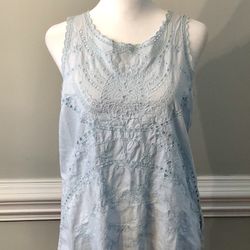 Looks New, Sleeveless Scallop Blouse (light blue) with Embroidery from the Gap (medium)