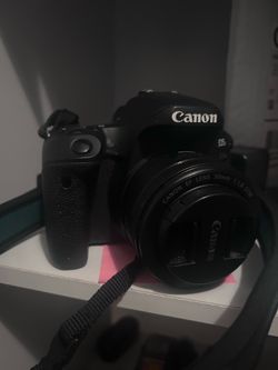 Cannon camera eos 77d