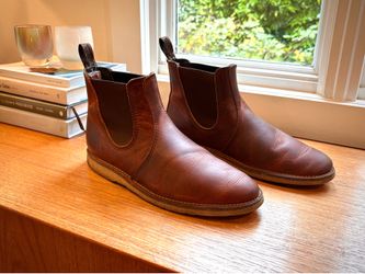 Red Wing Chelsea Weekender size 11.