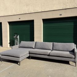 All Modern Sectional Couch 🛻Delivery Available🛻