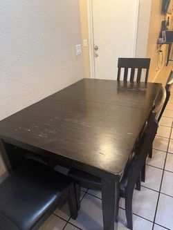 Kitchen Table- Seats 6