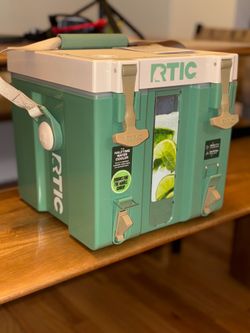 3 gallon water cooler Rtic