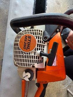 Motosierra stihl ms250 de 18 Pulgadas para postes y ramas $$275 obo