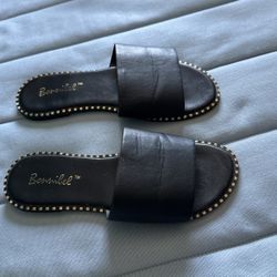 Black Sandals