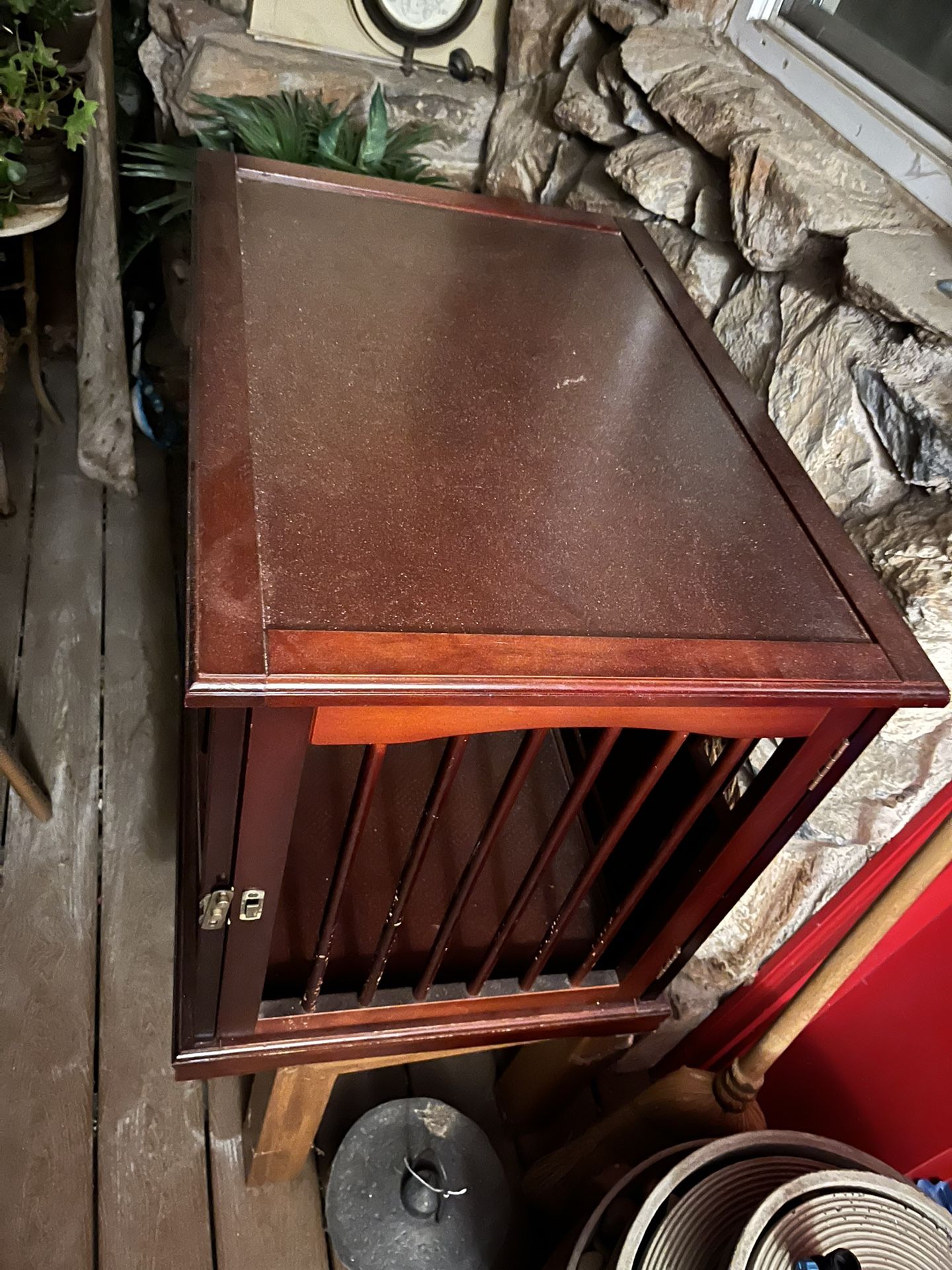 Dog Crate/End Table 21 x 30 x 24