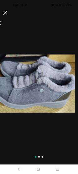 Beezees women's shoes